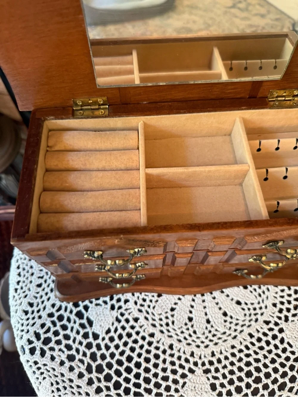 Montgomery Ward lovely vintage